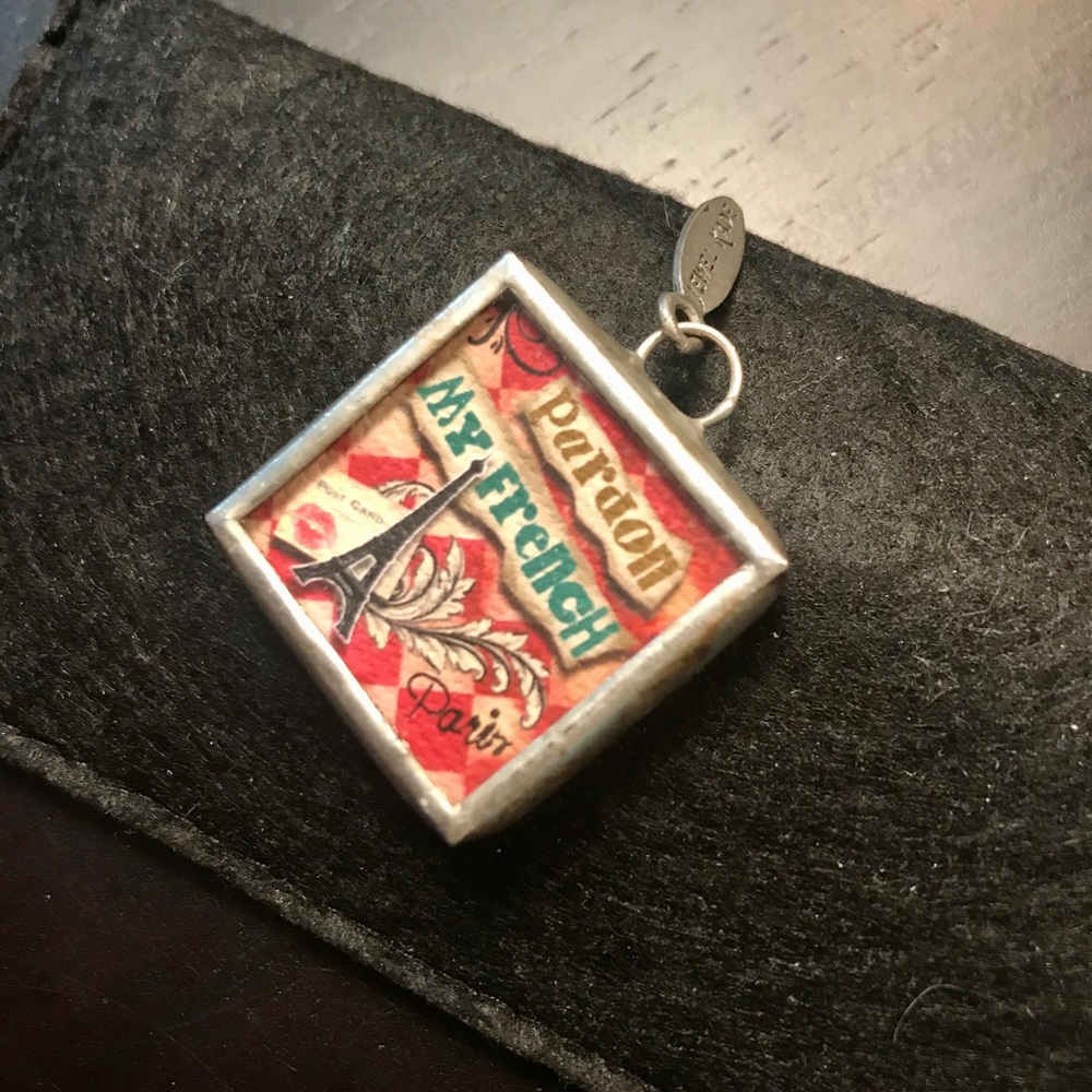 🐚JEWEL KADE🐚CHARM: Pardon My French {NEW}